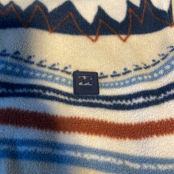 Billabong hoodie - Picture 2 of 4